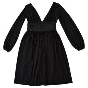 Elegant Maggy London Long Sleeve V-Neck Black Cocktail Party Dress Size 6 Petite